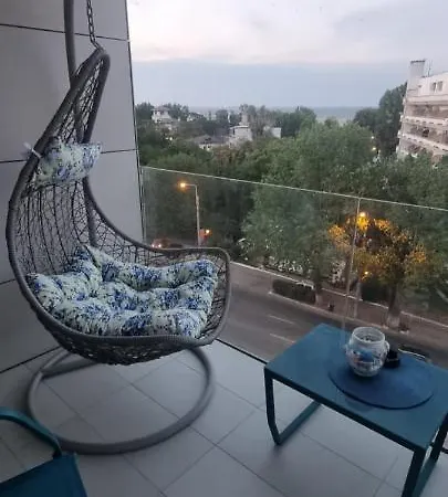 Alice Apartment *
